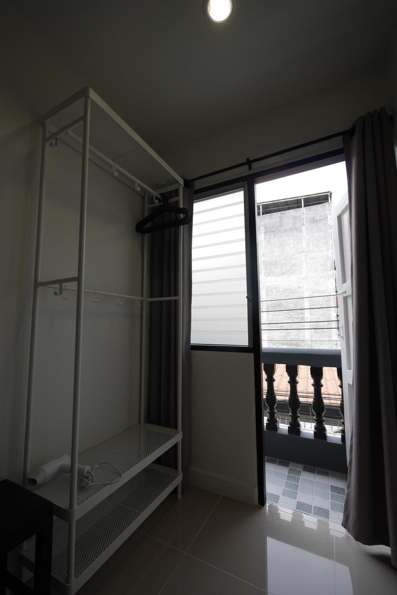 Aparthotel Lee