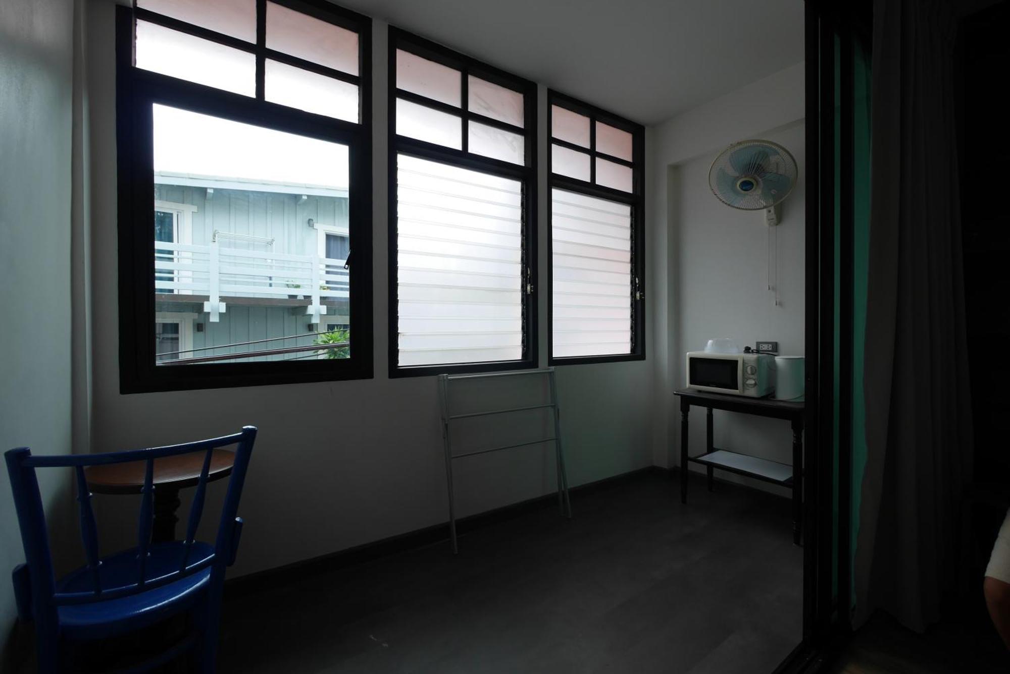 Aparthotel Lee *