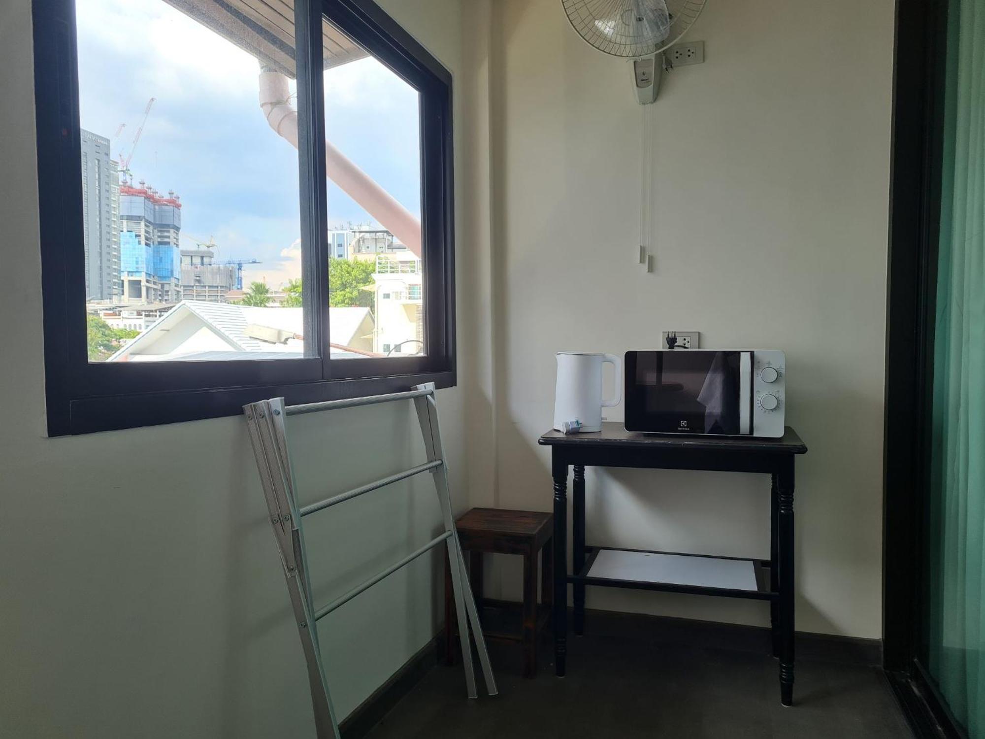 Lee Aparthotel